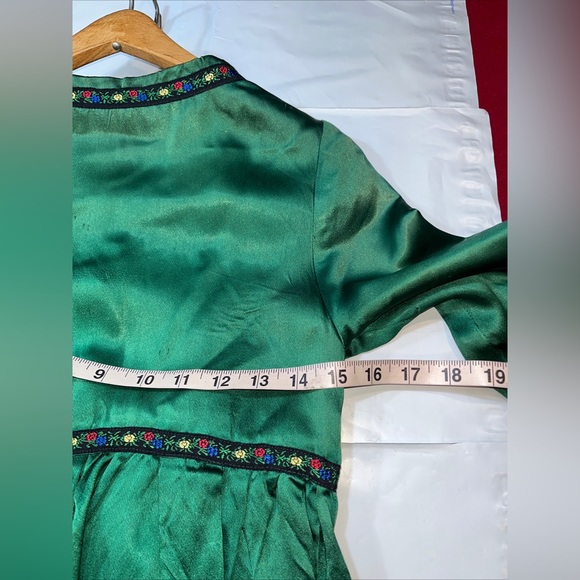 Swedish EMERALD GREEN Princess Long Satin Dress OPEN FRONT Flower Bavarian small - Picture 8 of 15